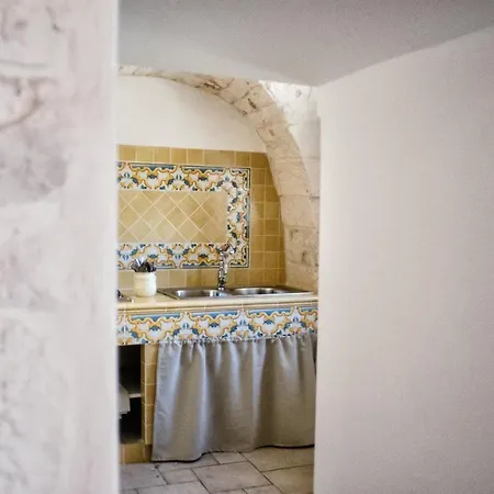 شقة Borgo Santa Clara By Wonderful Italy تْشيستيرنِنو